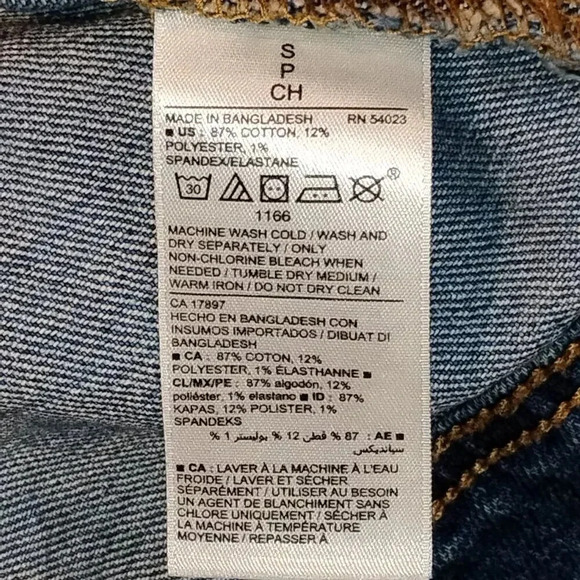 Old Navy Women's Long  Sleeve Button Down Blue Denim Jean Jacket Size Small - Picture 11 of 15